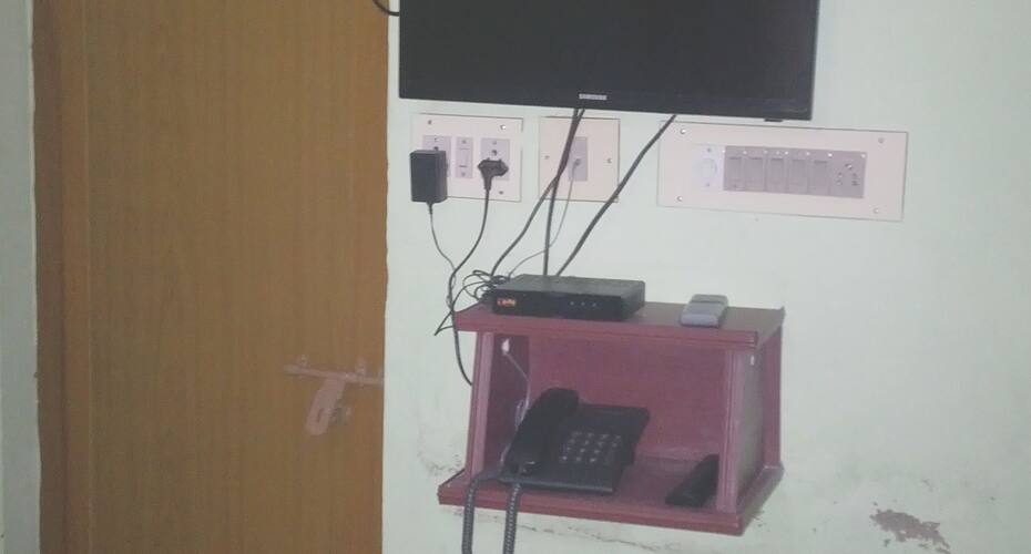 Ayisha Tourist Home, Kozhikode 2
